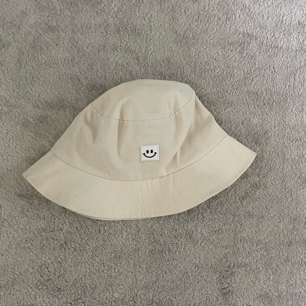 Beige Bucket Hat with Smiley Patch